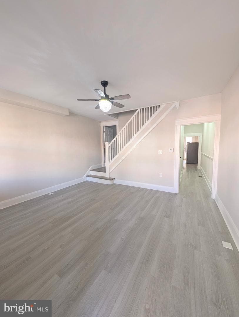 3335 Dudley Avenue photo 4