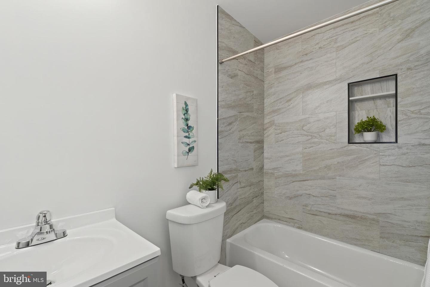 1222 Glyndon Avenue photo 11