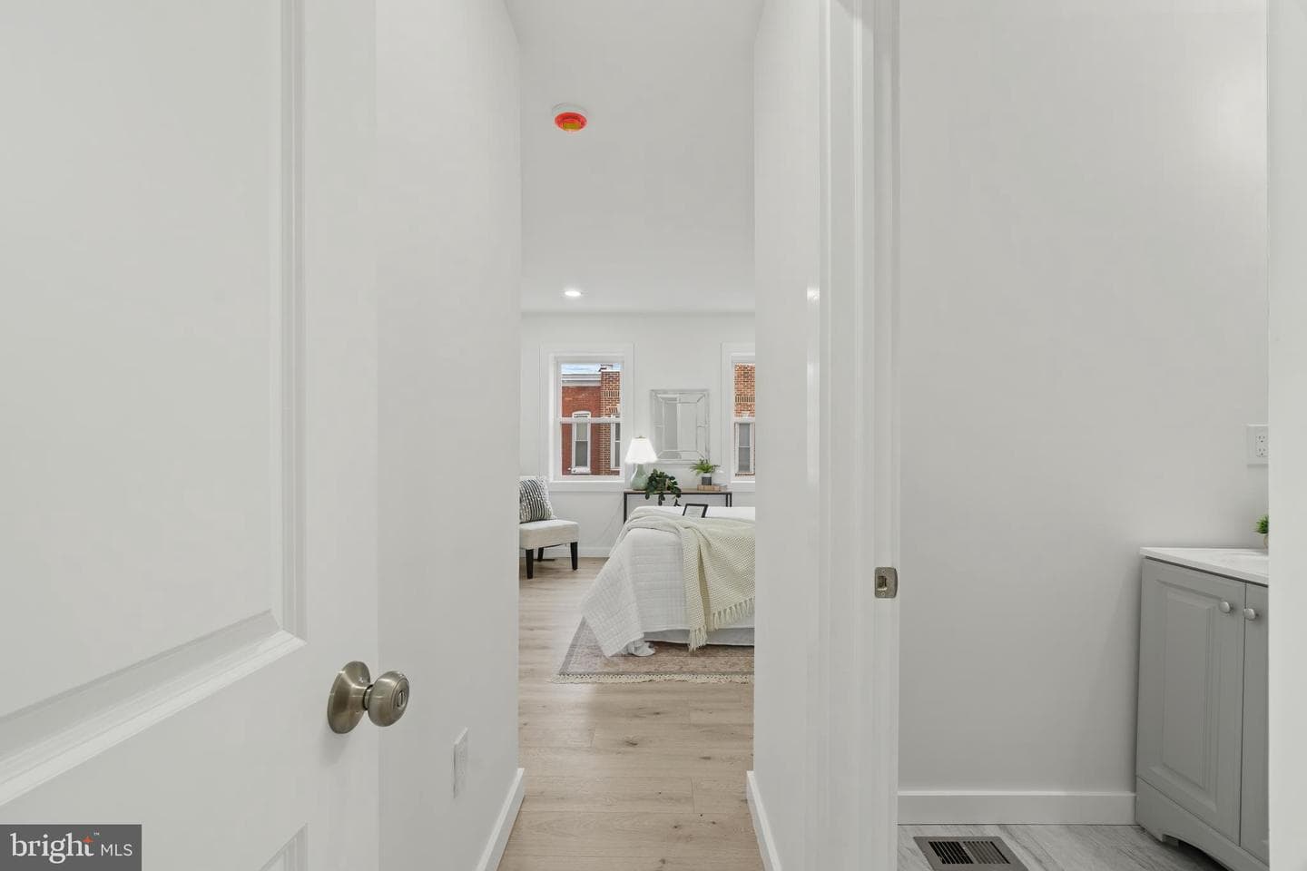 1222 Glyndon Avenue photo 14