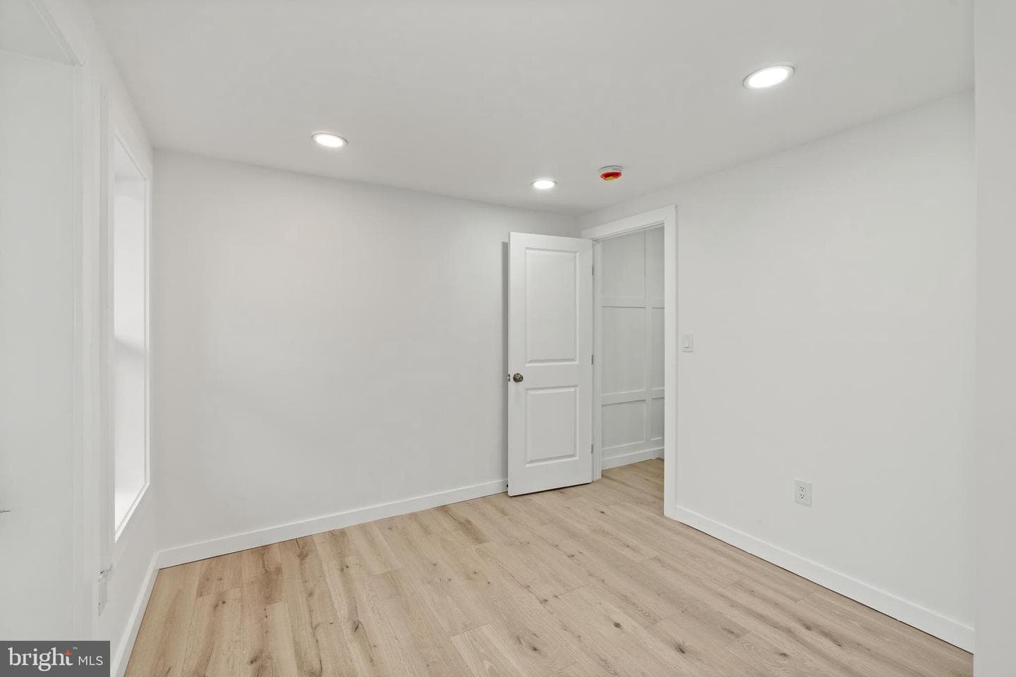 1222 Glyndon Avenue photo 17