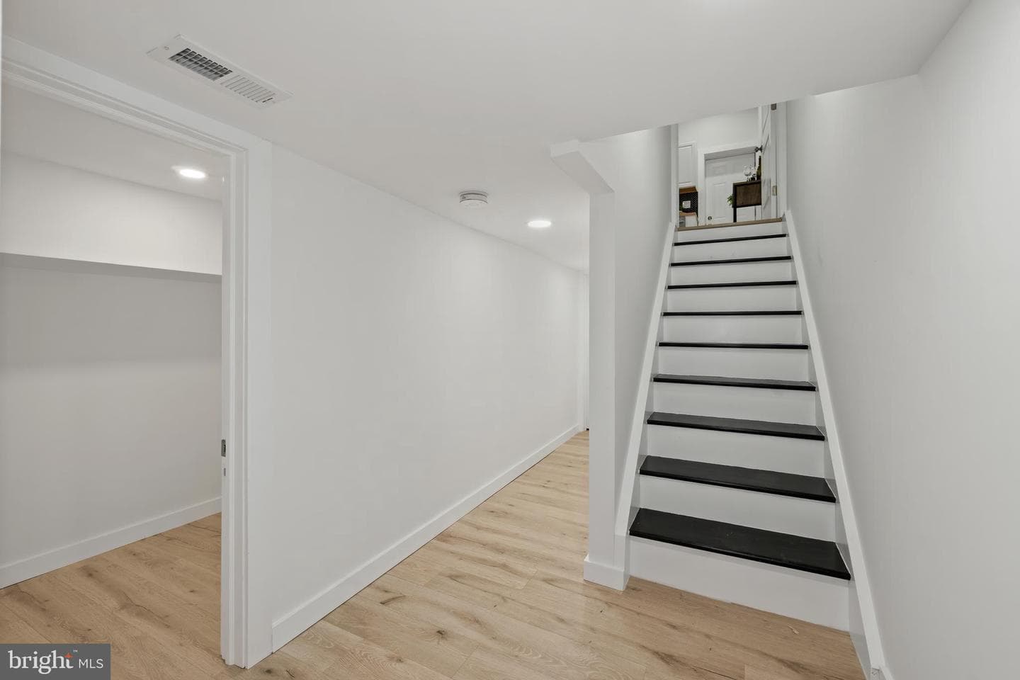 1222 Glyndon Avenue photo 18