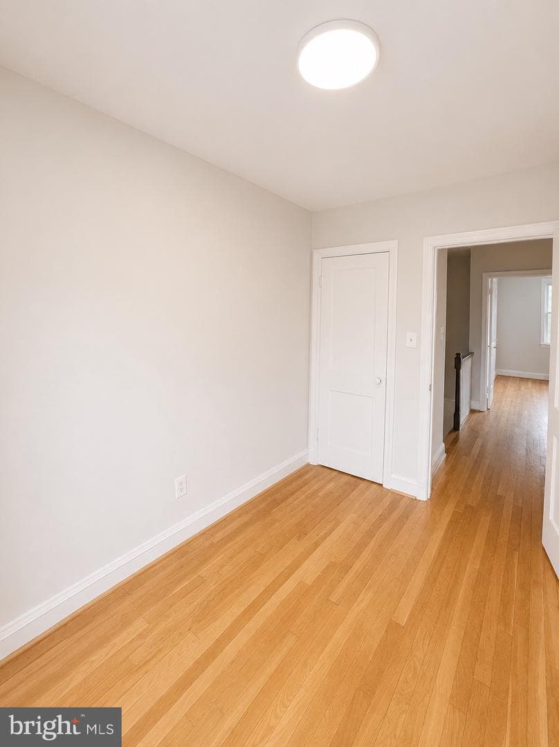 2728 N Rosedale Street photo 9