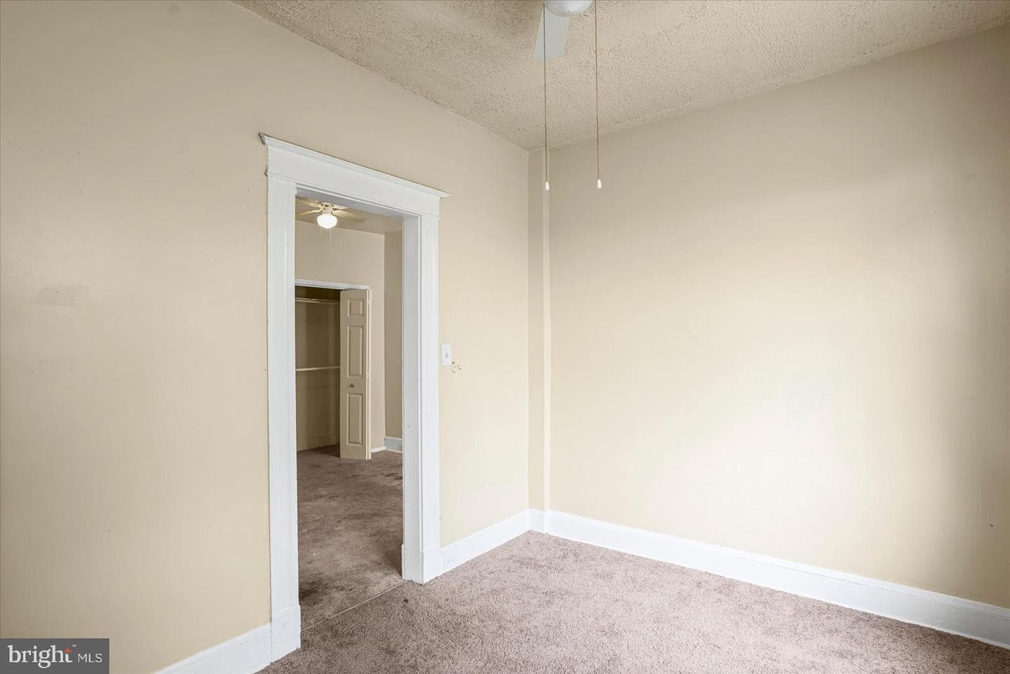 5033 Denmore Avenue photo 25