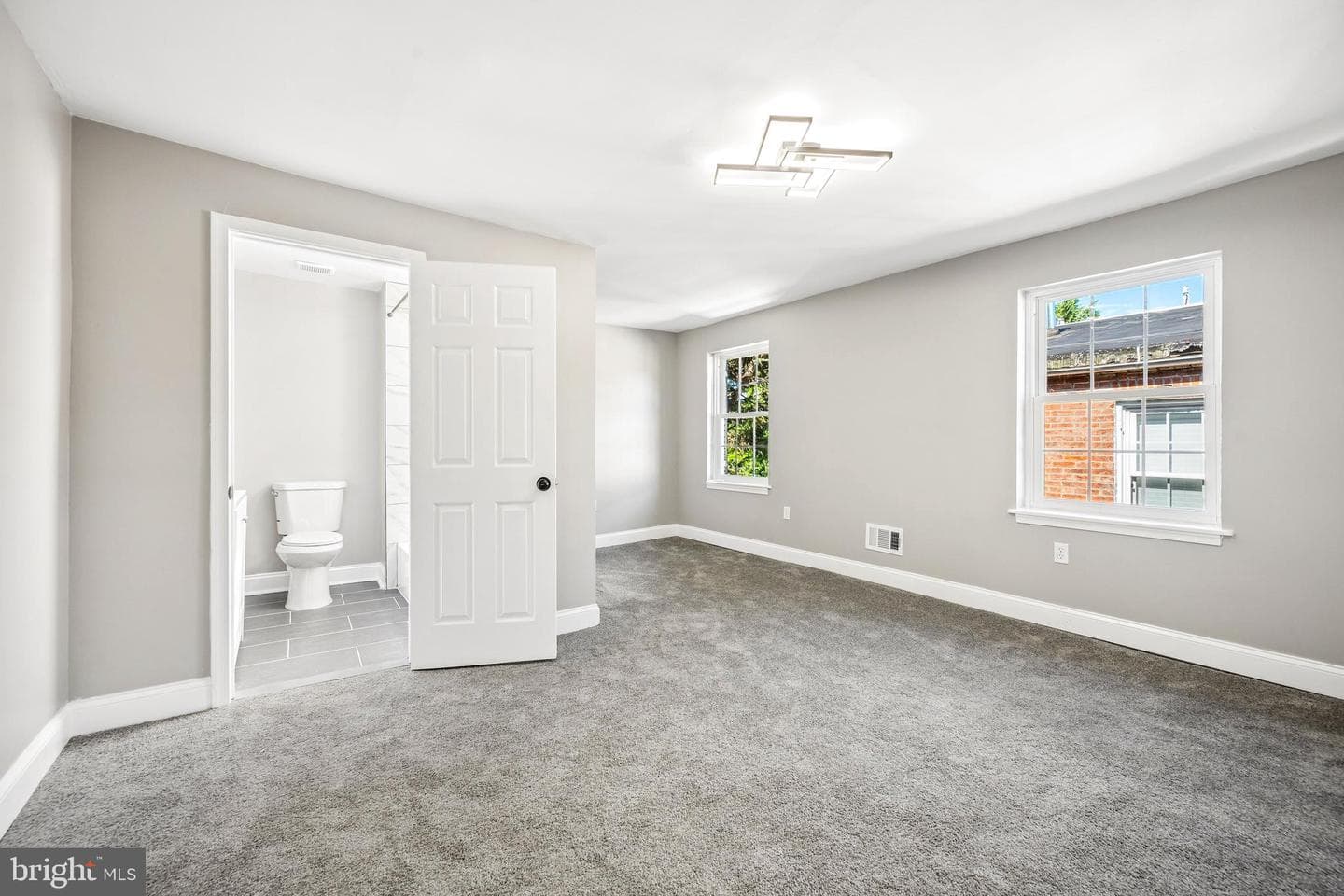 1626 Hollins Street photo 32
