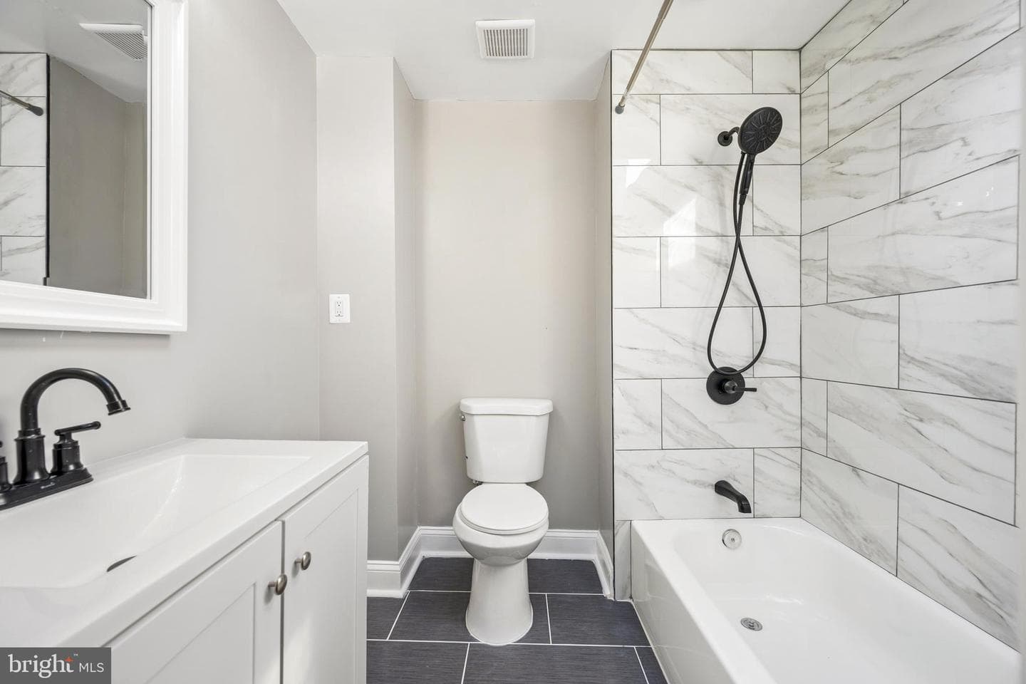 1626 Hollins Street photo 35