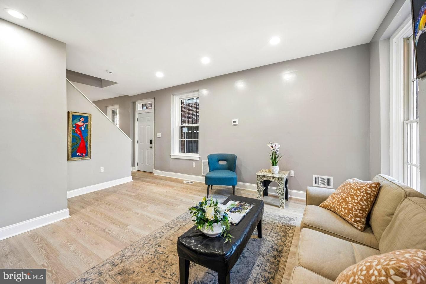 1626 Hollins Street photo 6