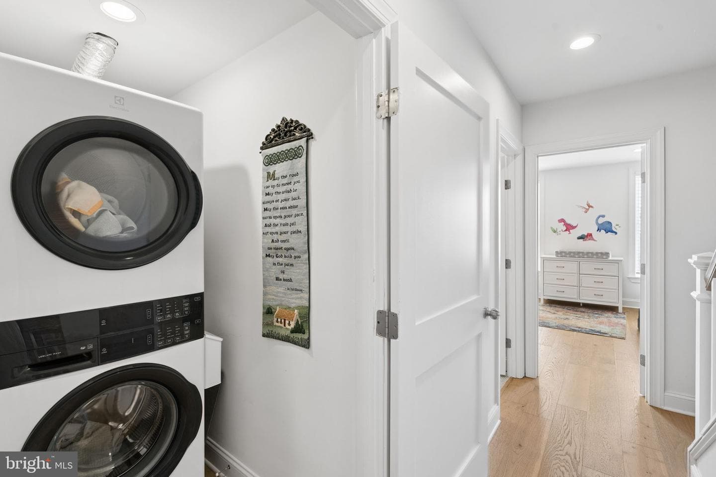 1353 Hull Street photo 25