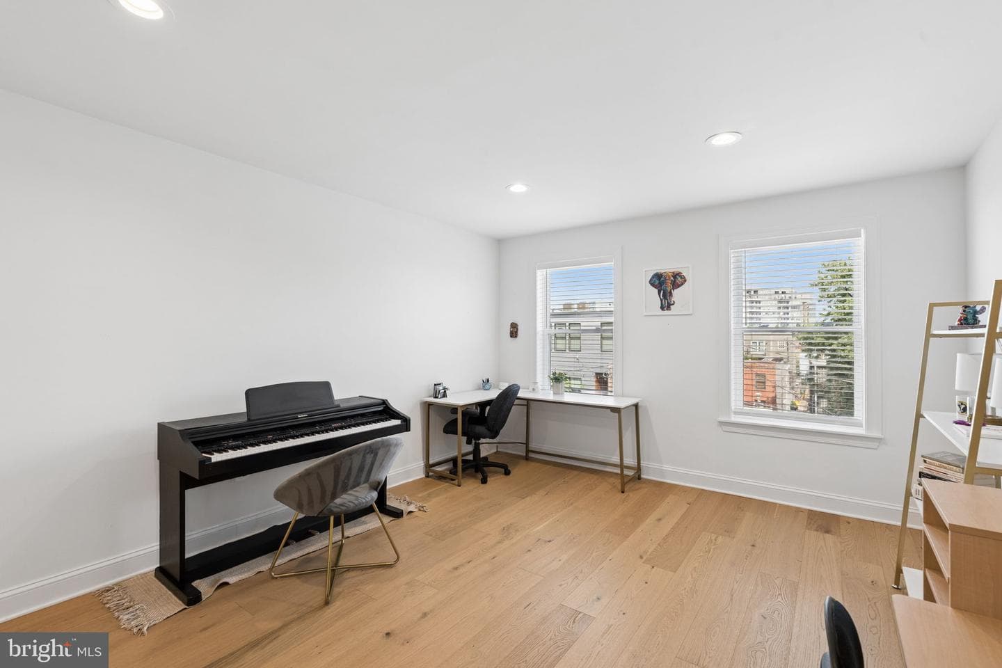 1353 Hull Street photo 30