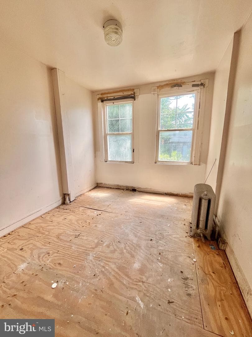 2423 Brentwood Avenue photo 5