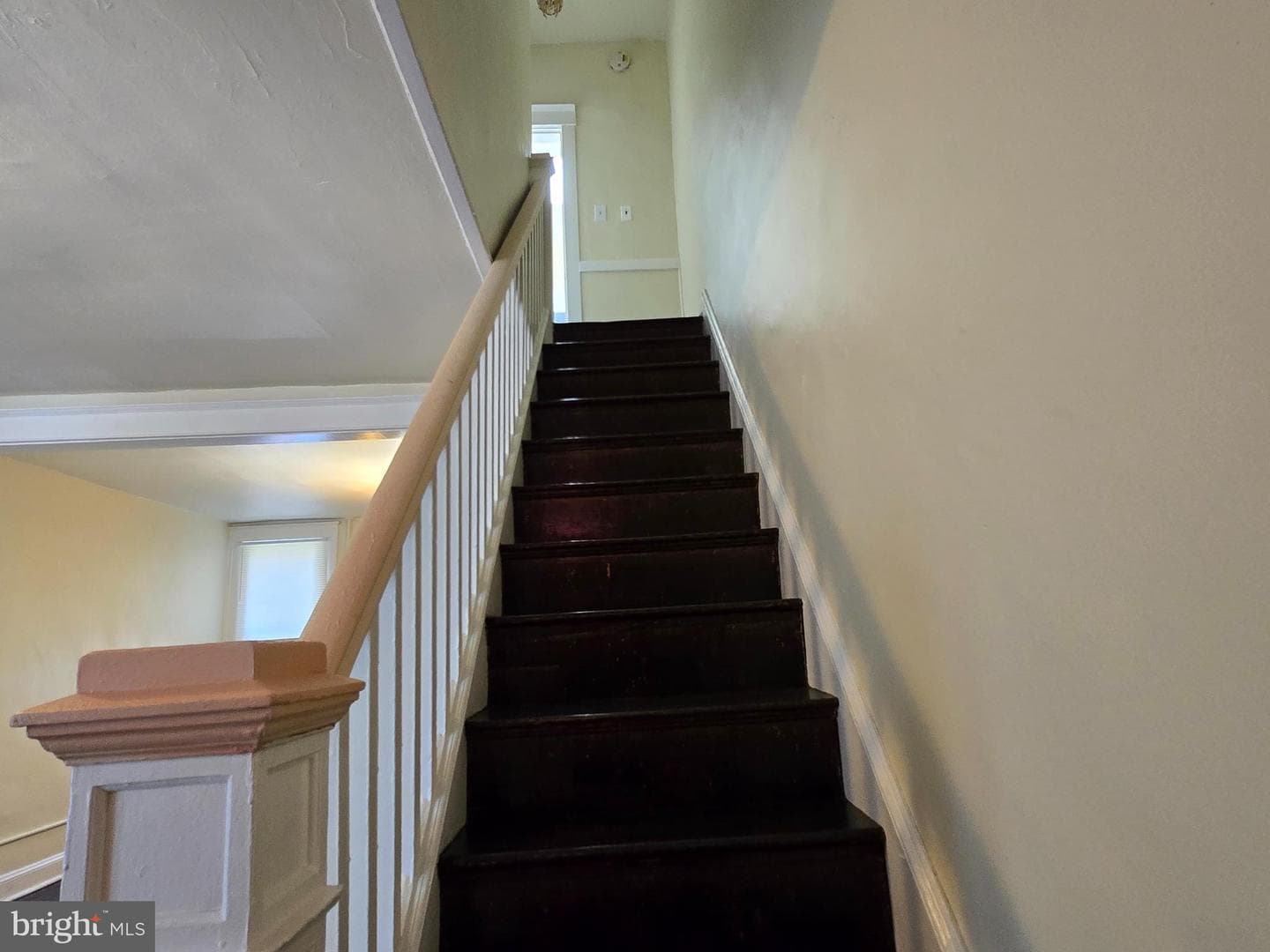 2562 Robb Street photo 14