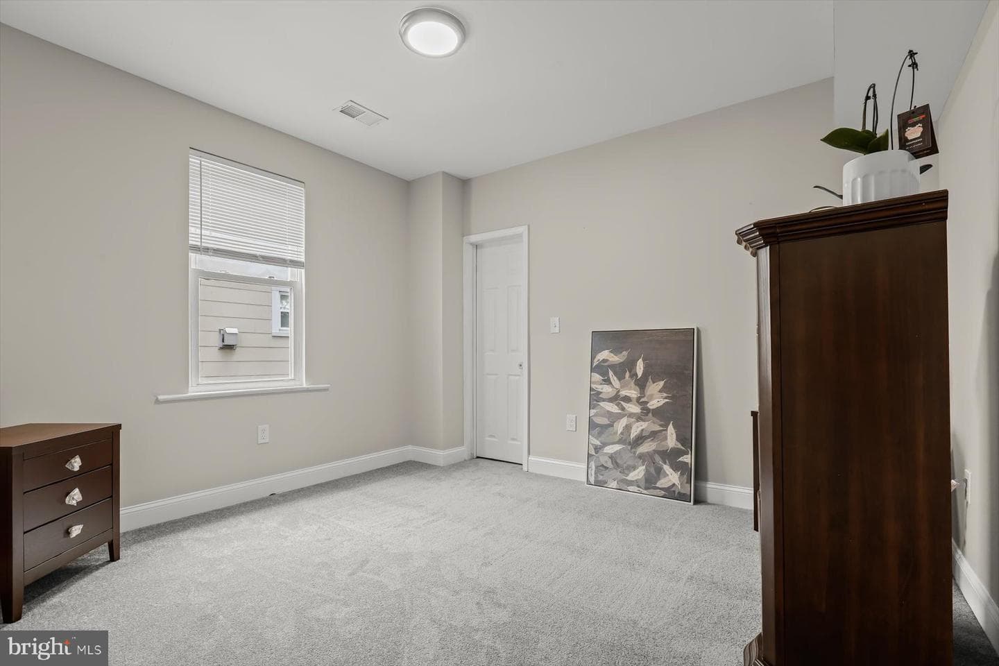 3205 Gibbons Avenue photo 17