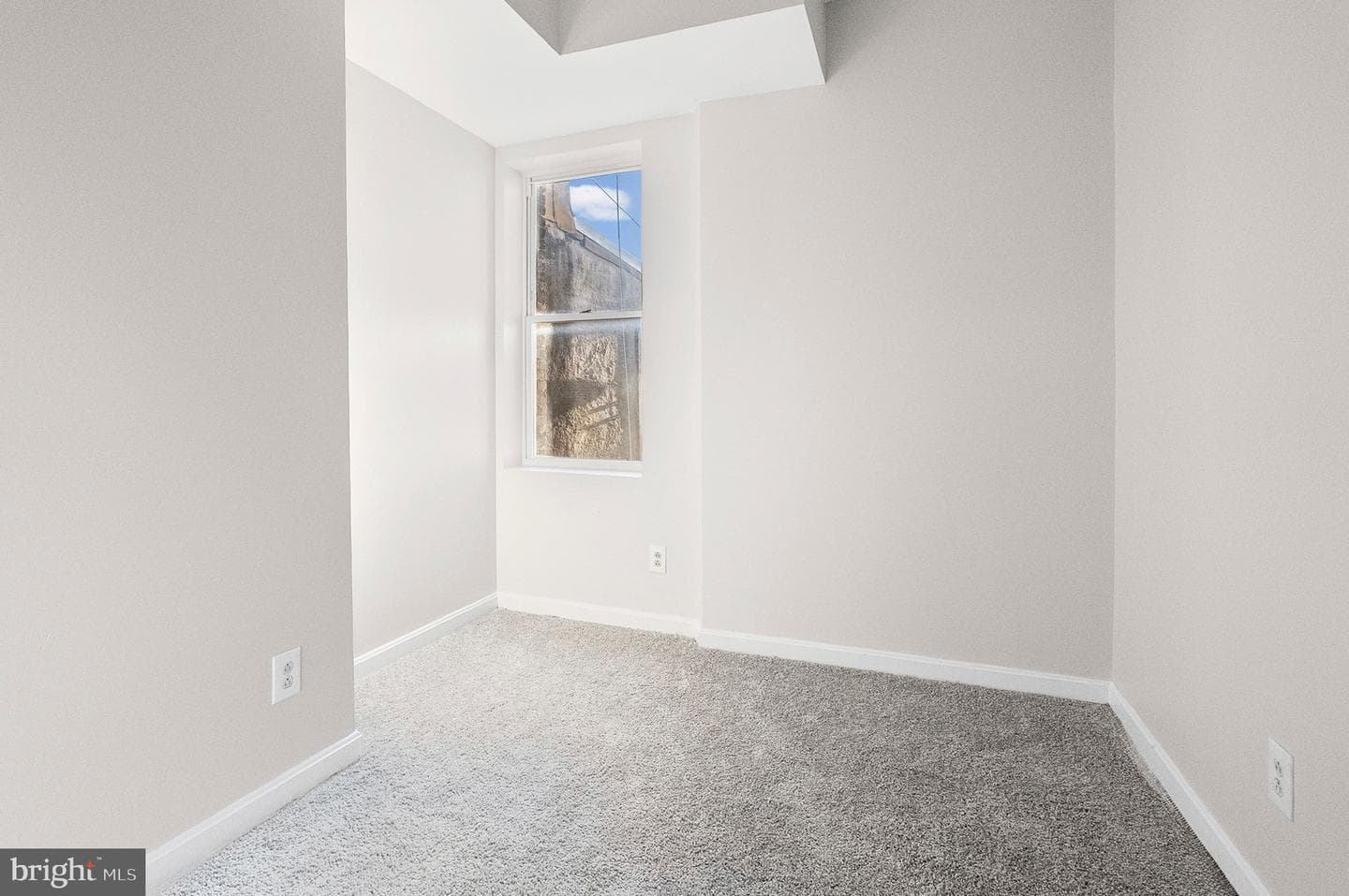 2532 Druid Hill Ave photo 10