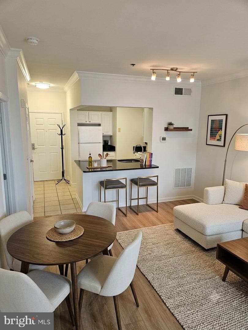 23 Pierside Drive #411 photo 3