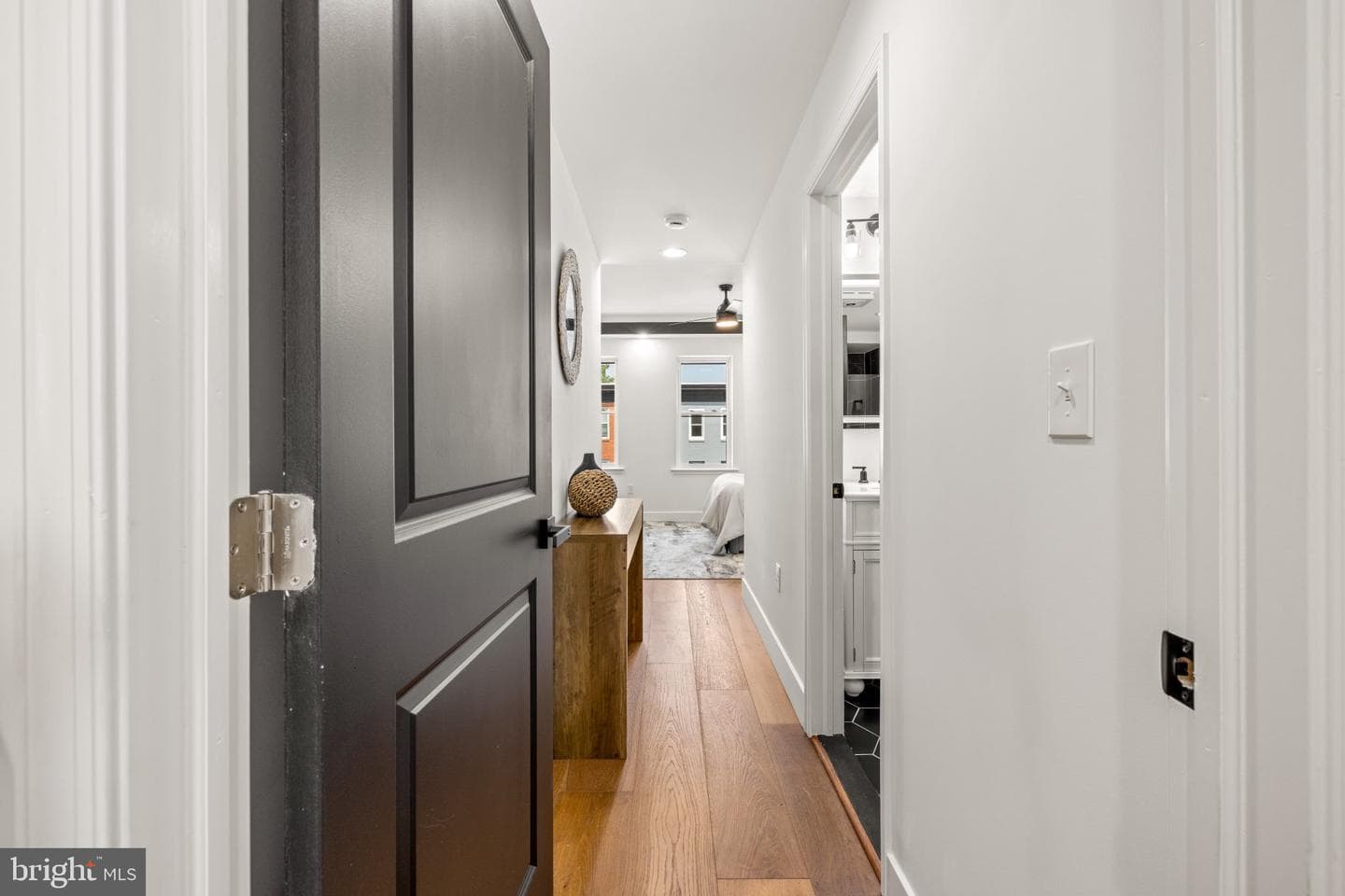 1220 N Eden Street photo 27