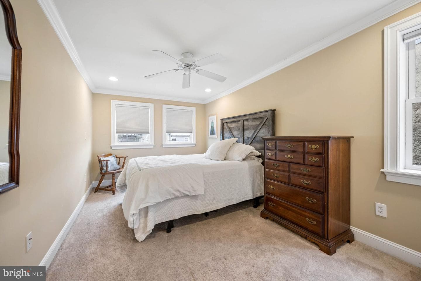 816 S Ellwood Avenue photo 32