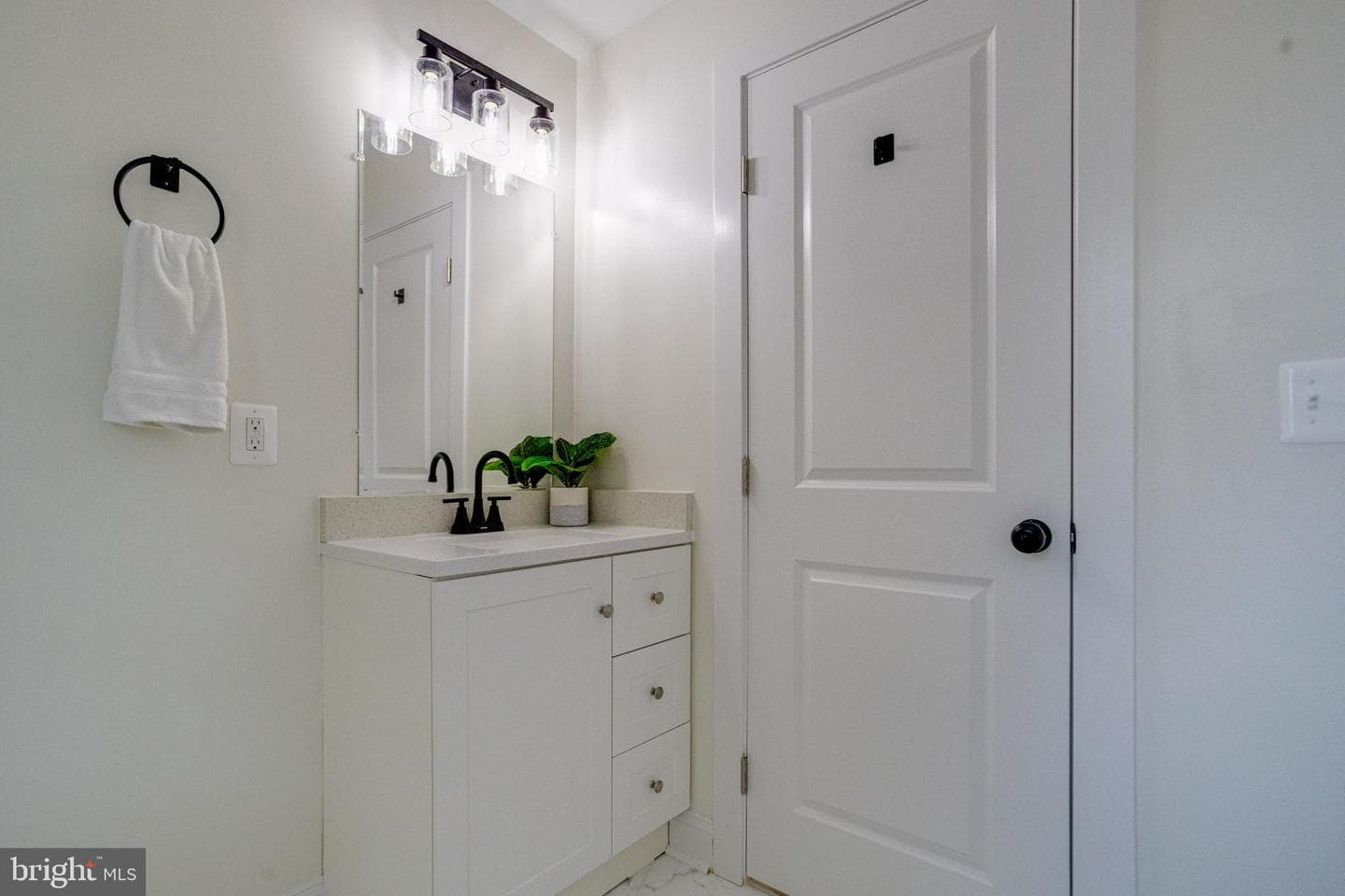 3105 Evergreen Avenue photo 51