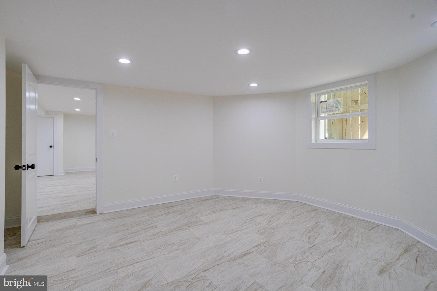 3105 Evergreen Avenue photo 56
