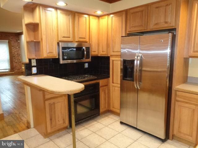 2619 Fleet Street photo 4