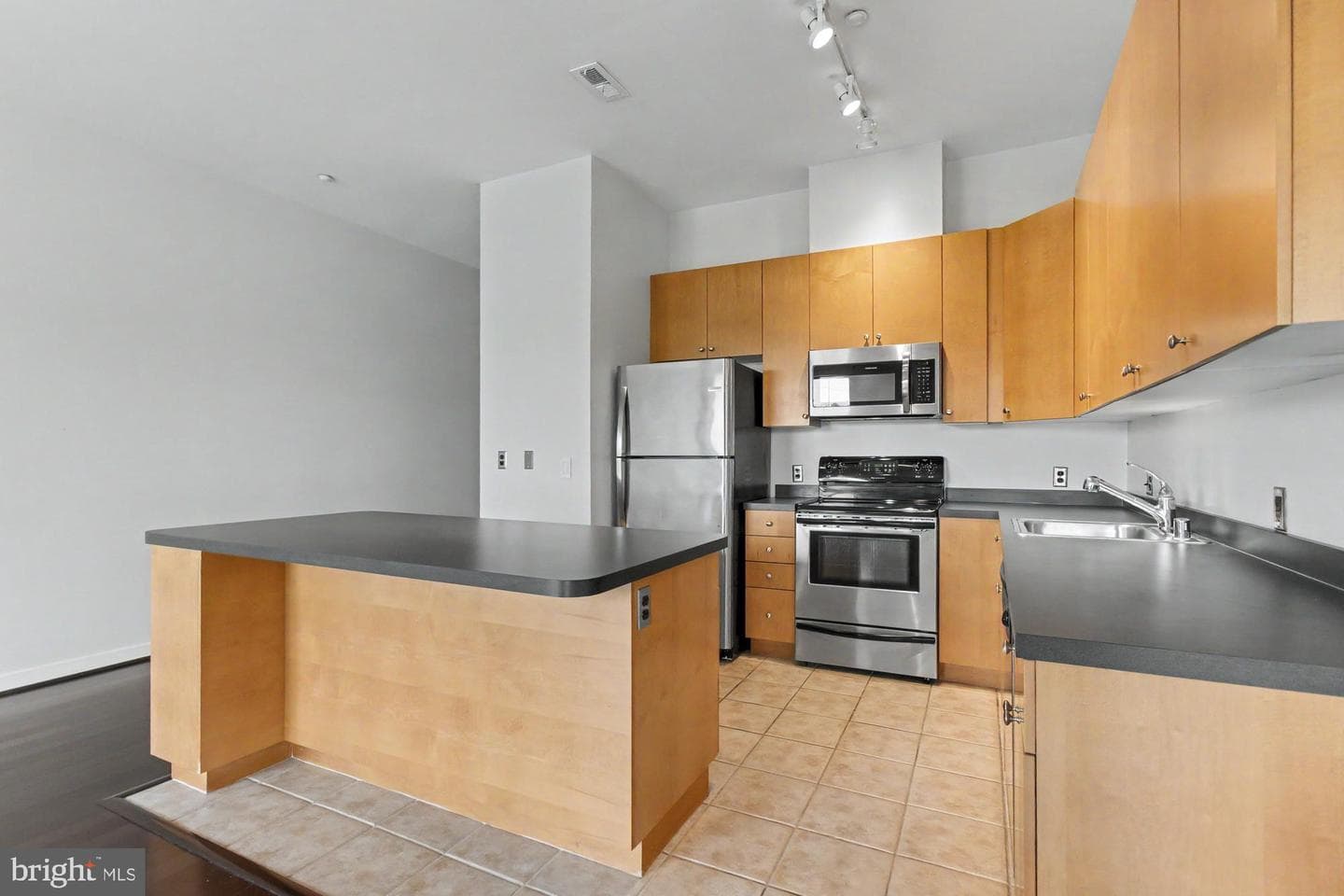 2007 Clipper Park Road #314 photo 15