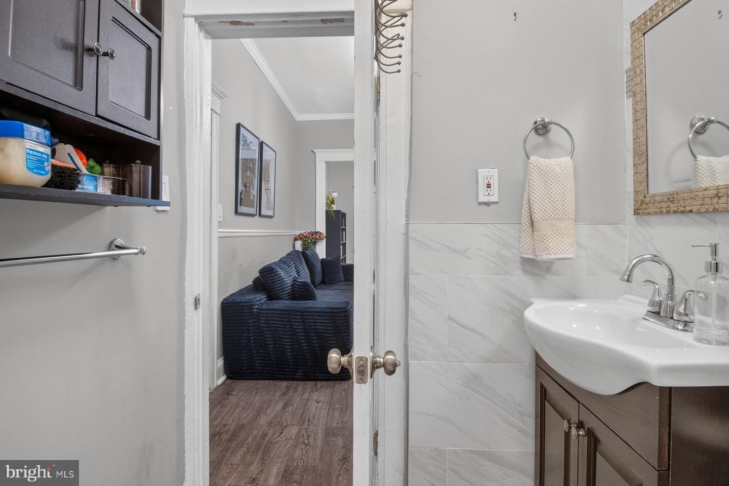 2427 Linden Avenue photo 17