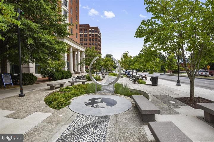 4000 N Charles Street #1603 photo 43