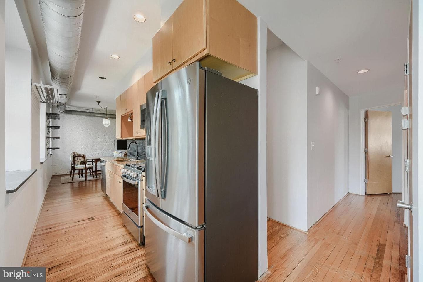 104 W Madison Street #9 photo 21