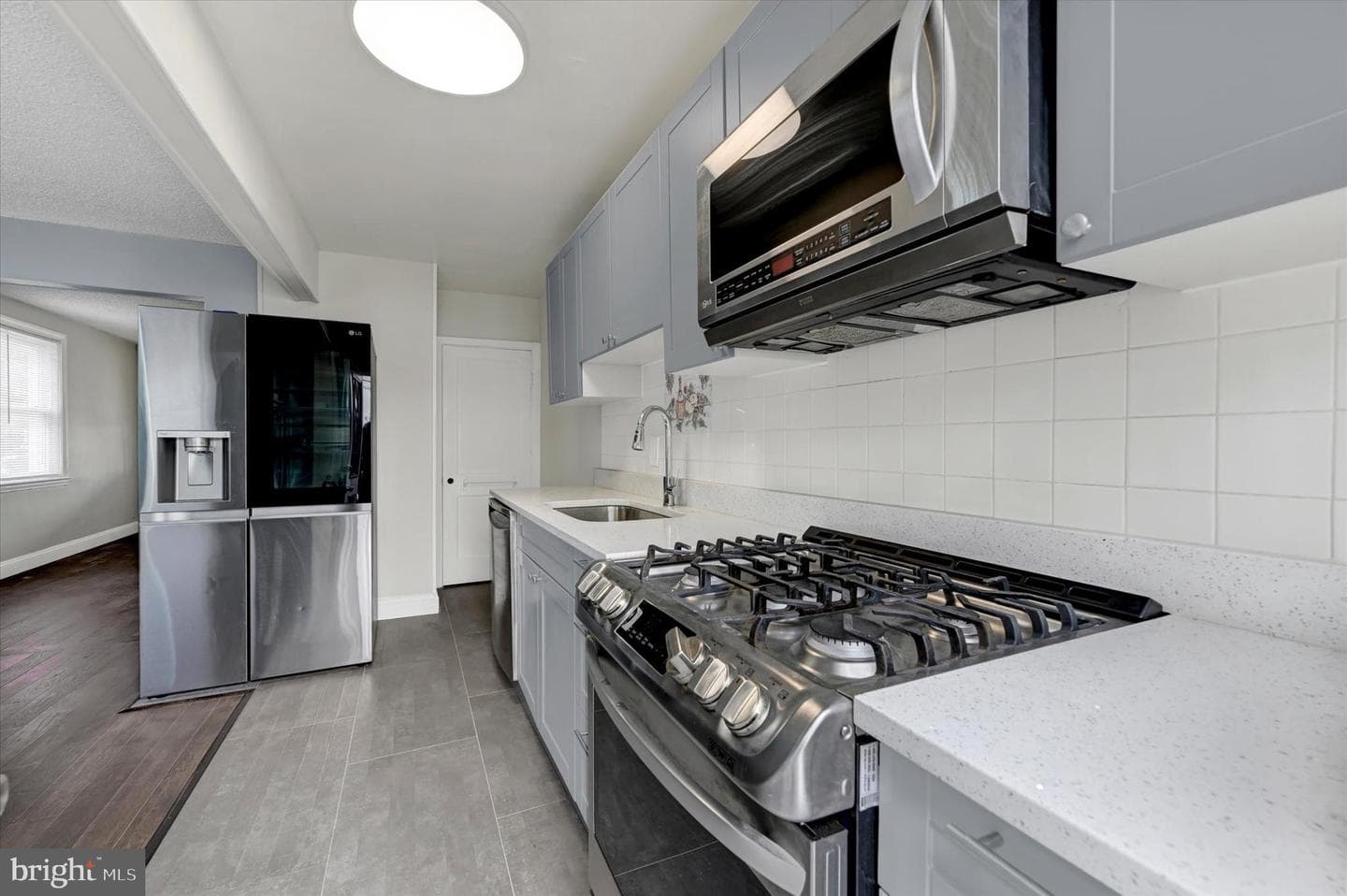 1518 Elrino Street photo 8