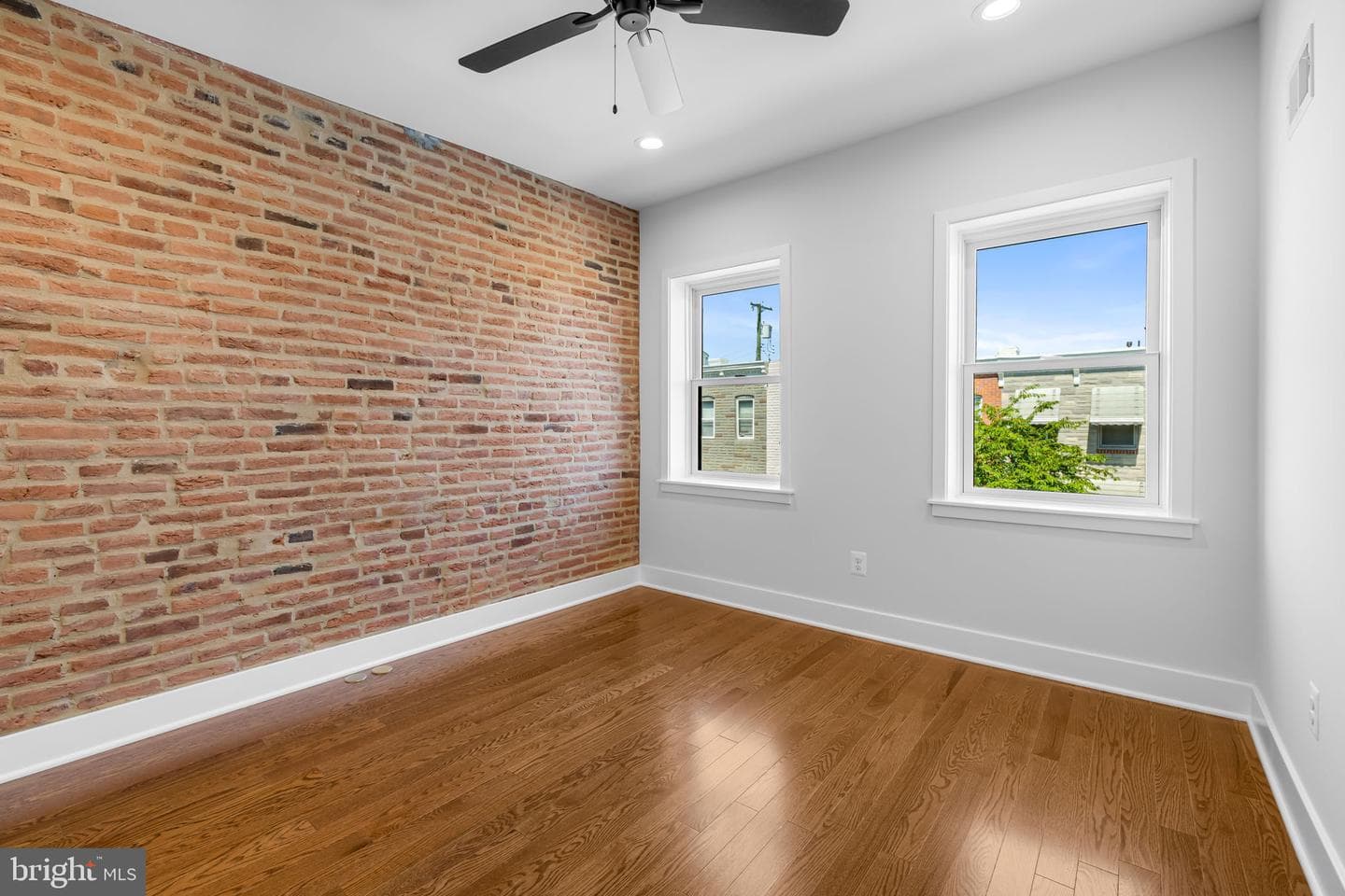 1415 Reynolds Street photo 19