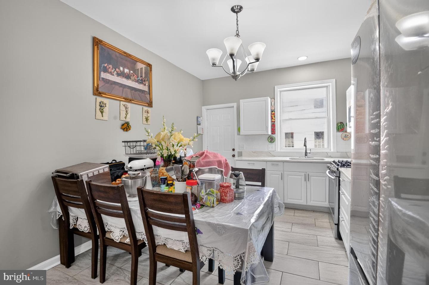 205 N Ellwood Avenue photo 3