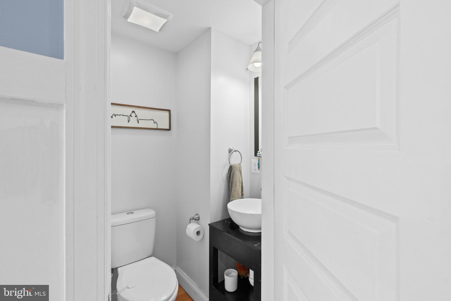 10 N Curley Street photo 9