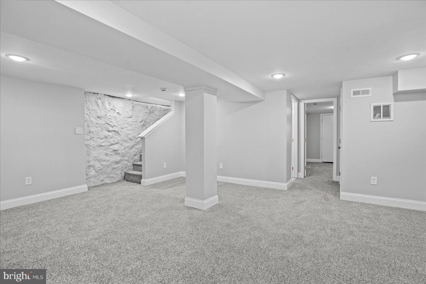 2522 Harlem Avenue photo 17