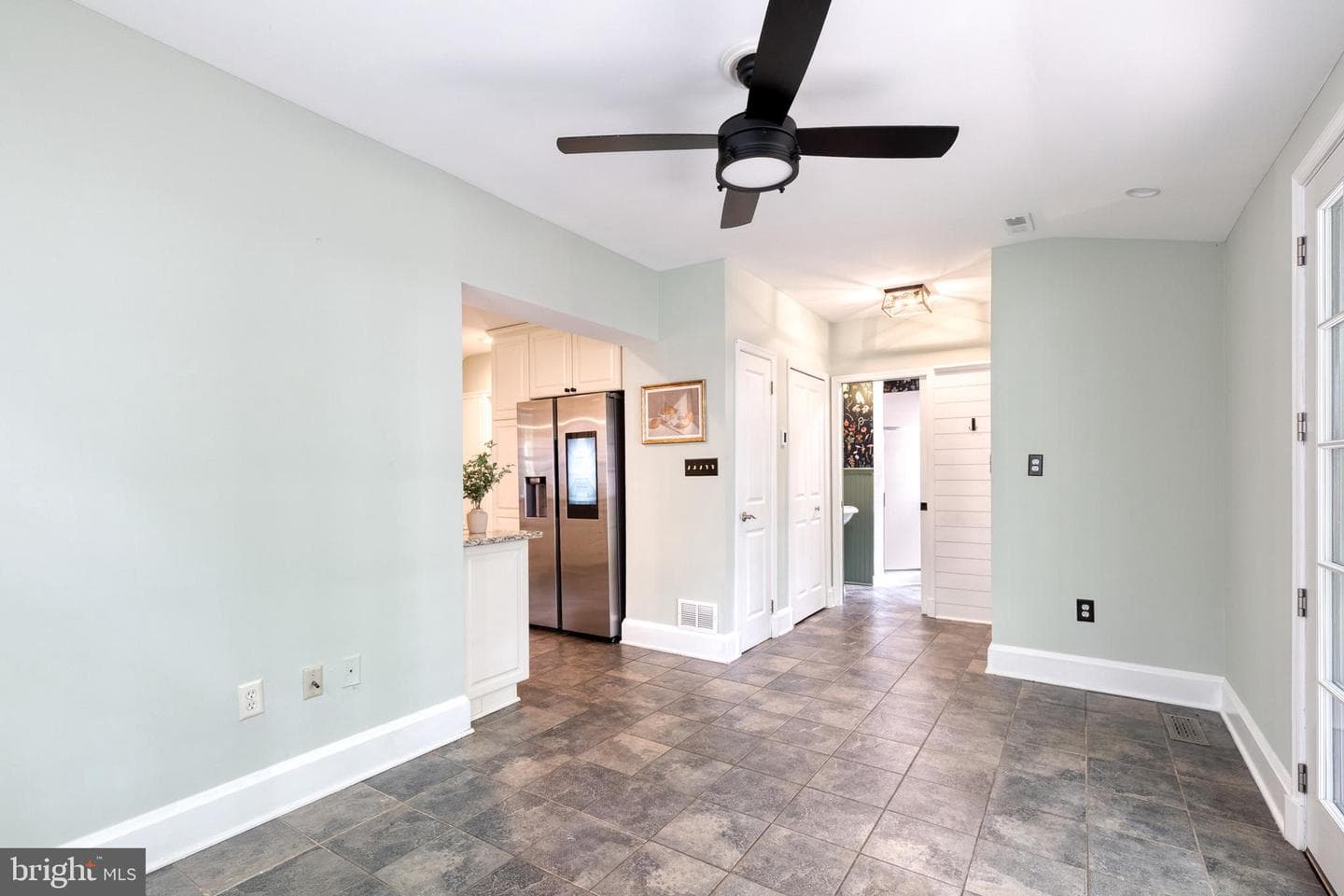 336 Broadmoor Road photo 22