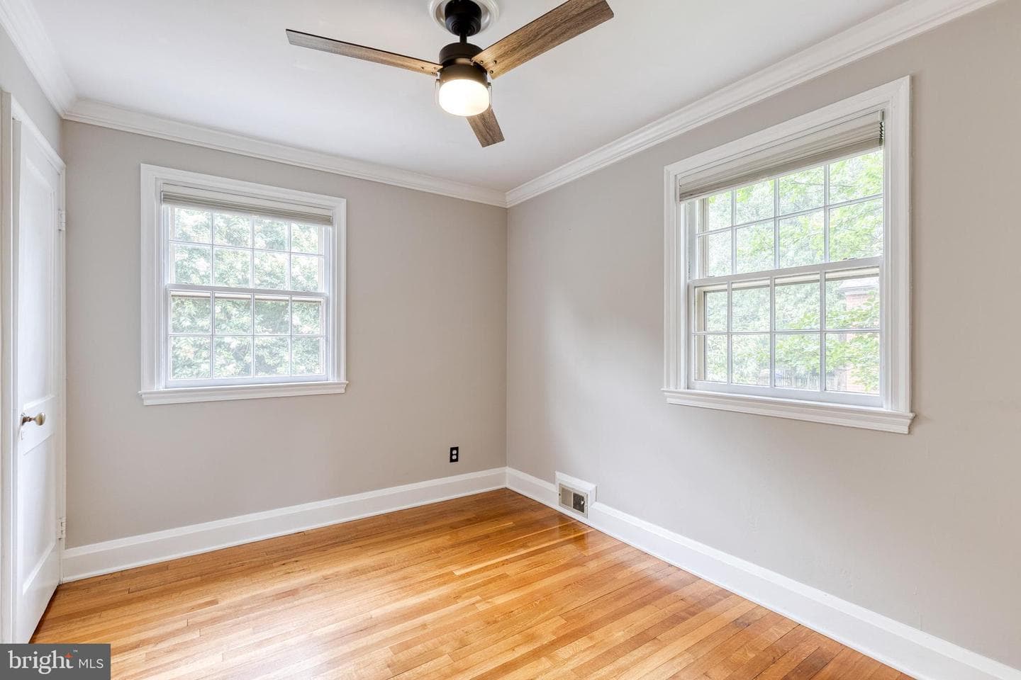 336 Broadmoor Road photo 29