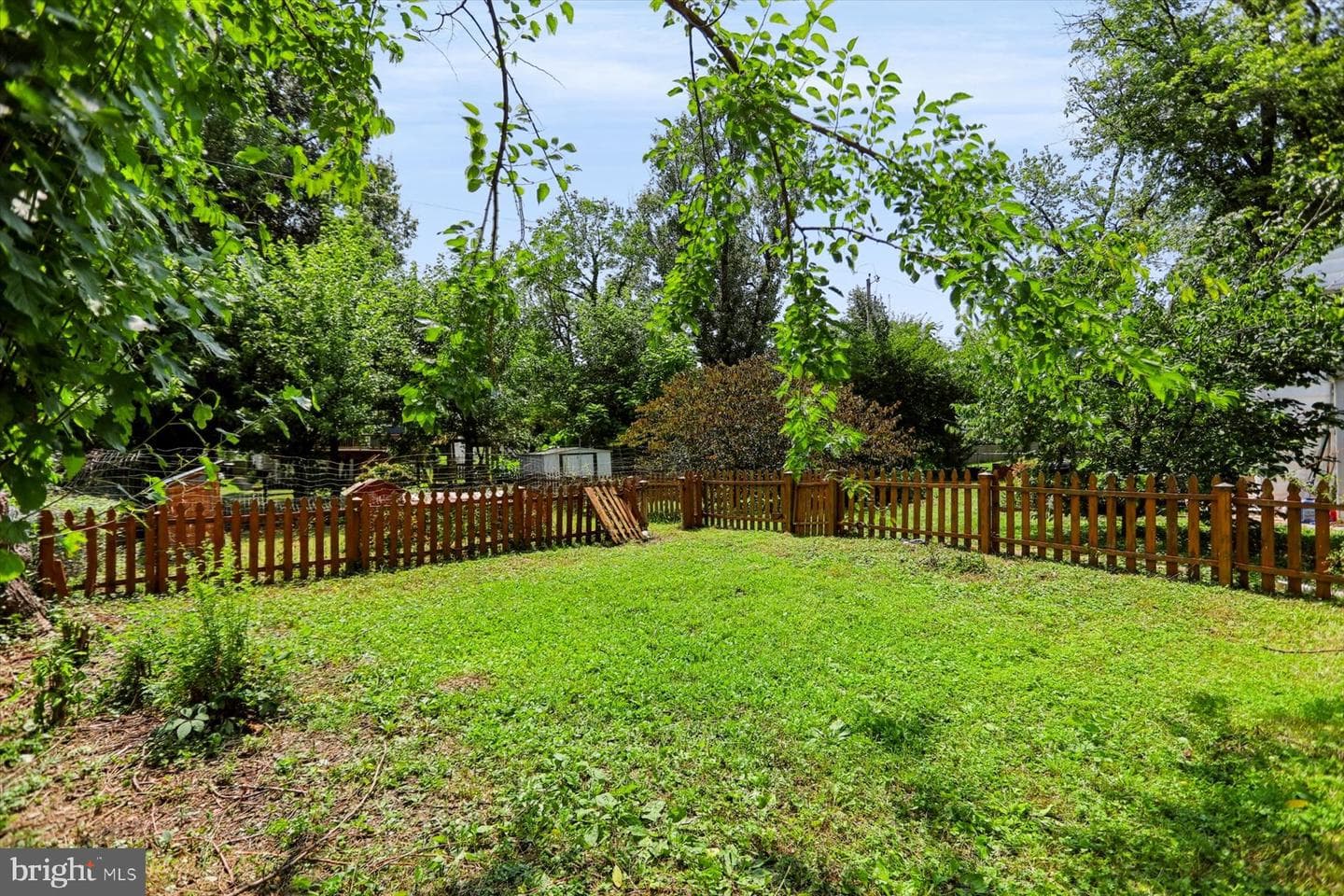 2817 Fleetwood Avenue photo 37