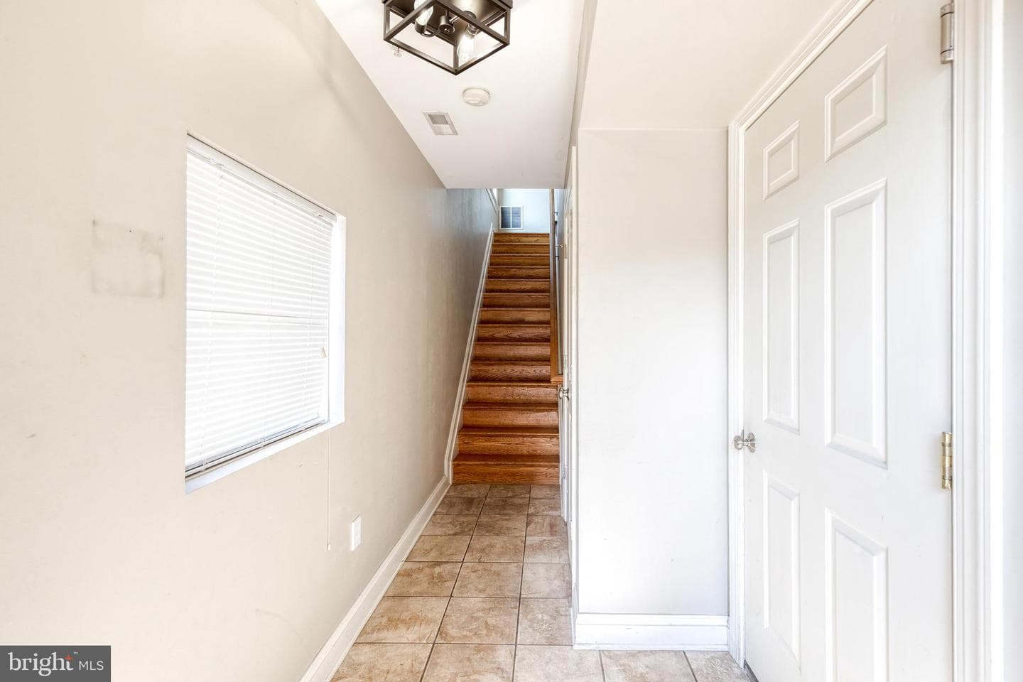 540 Canton Court photo 3