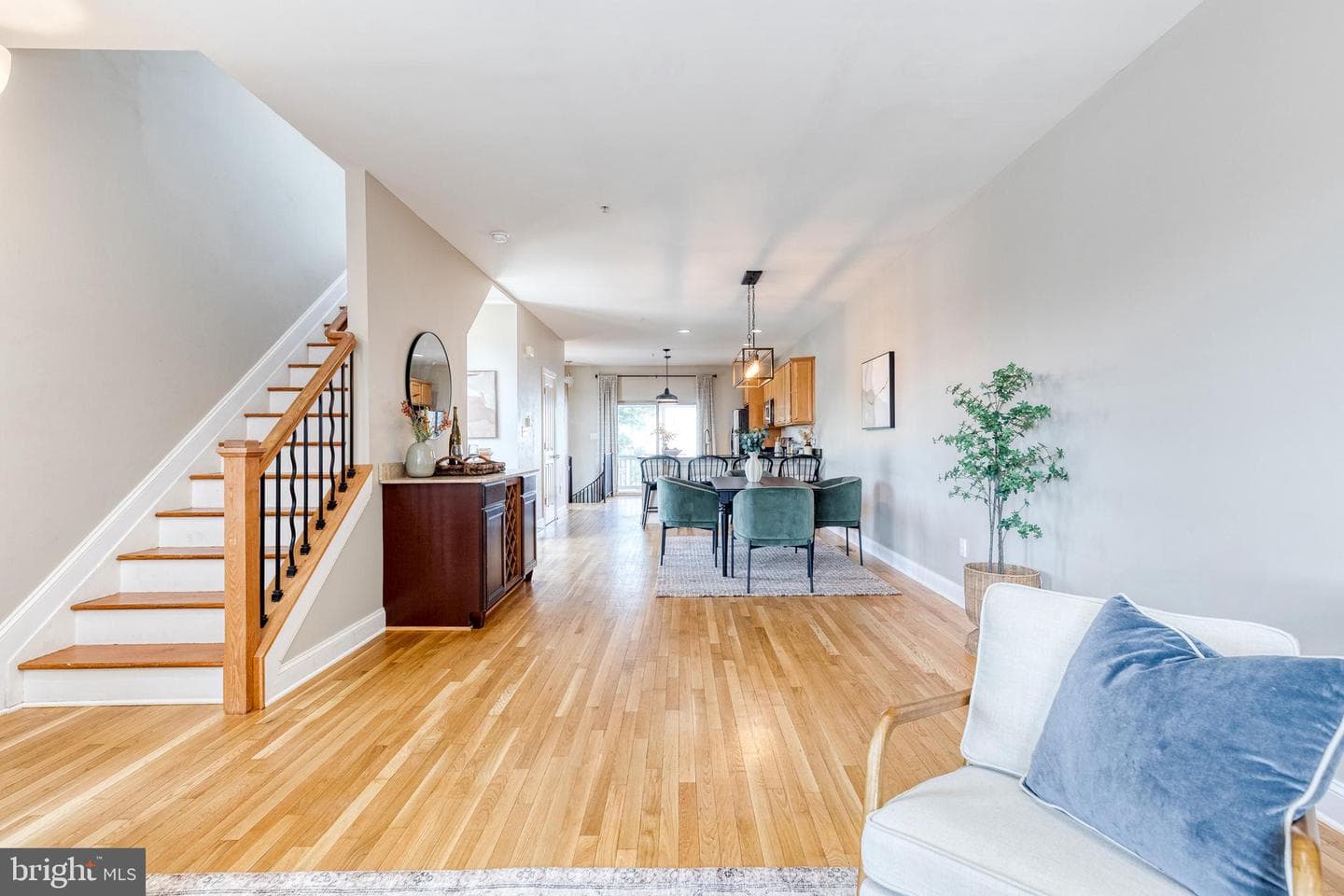 540 Canton Court photo 7