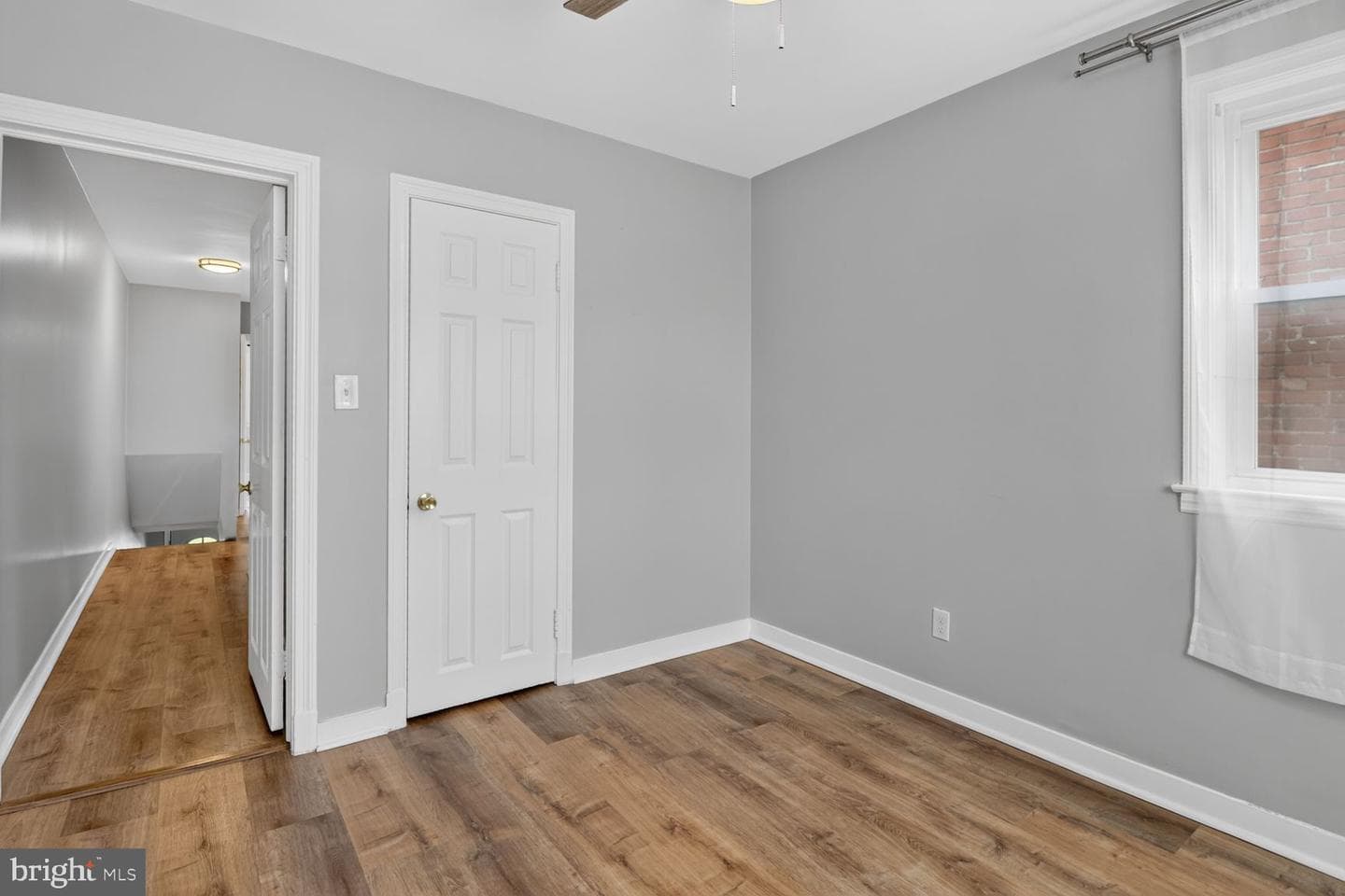 1405 W 37th Street photo 36