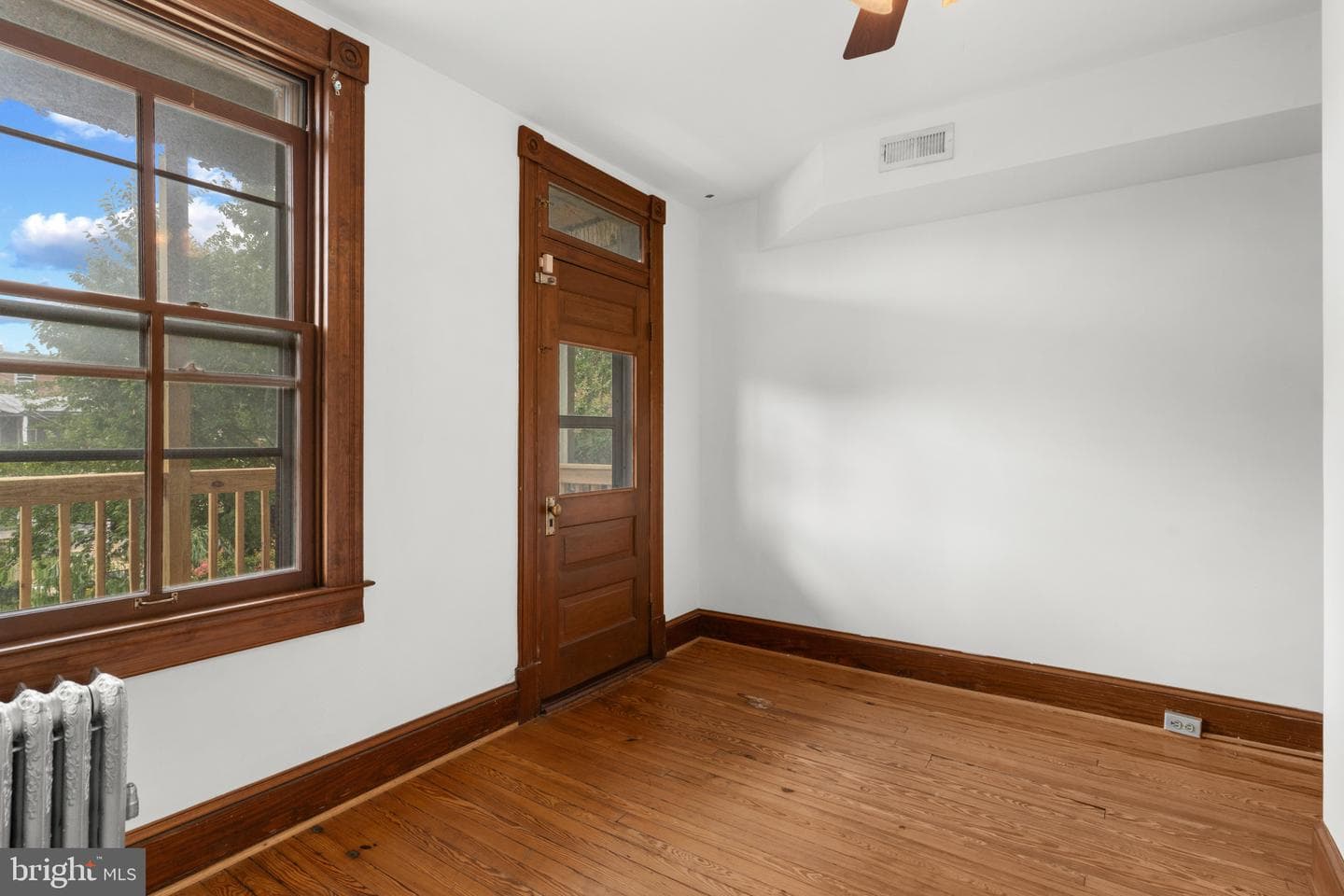 2922 Guilford Avenue photo 4