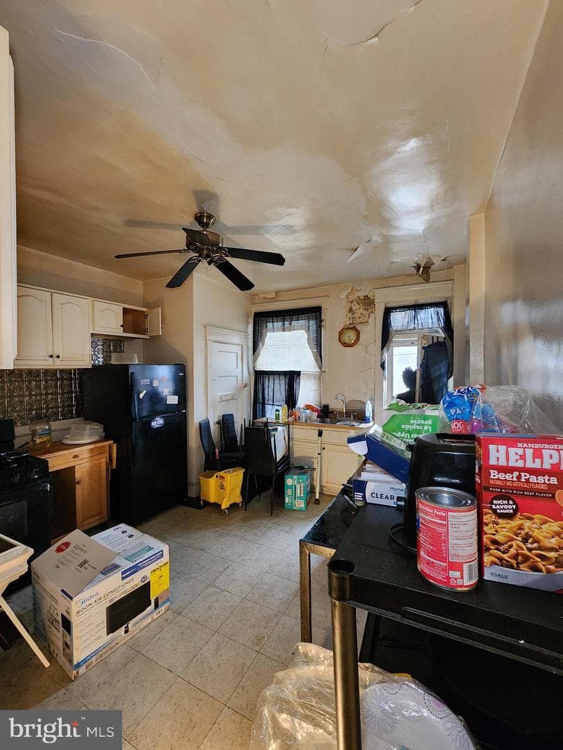 3007 Erdman Avenue photo 31