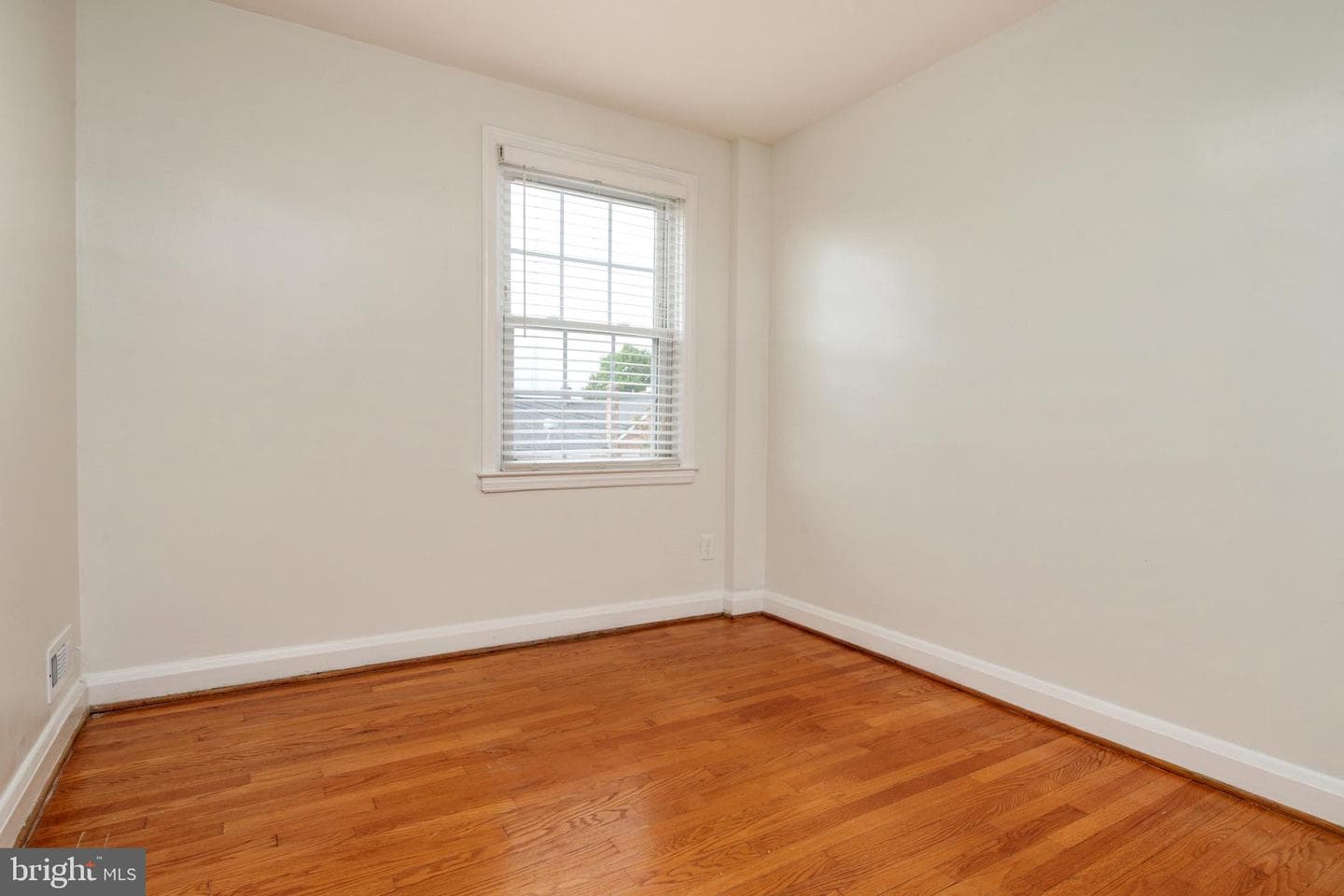 1521 Kennewick Road photo 15