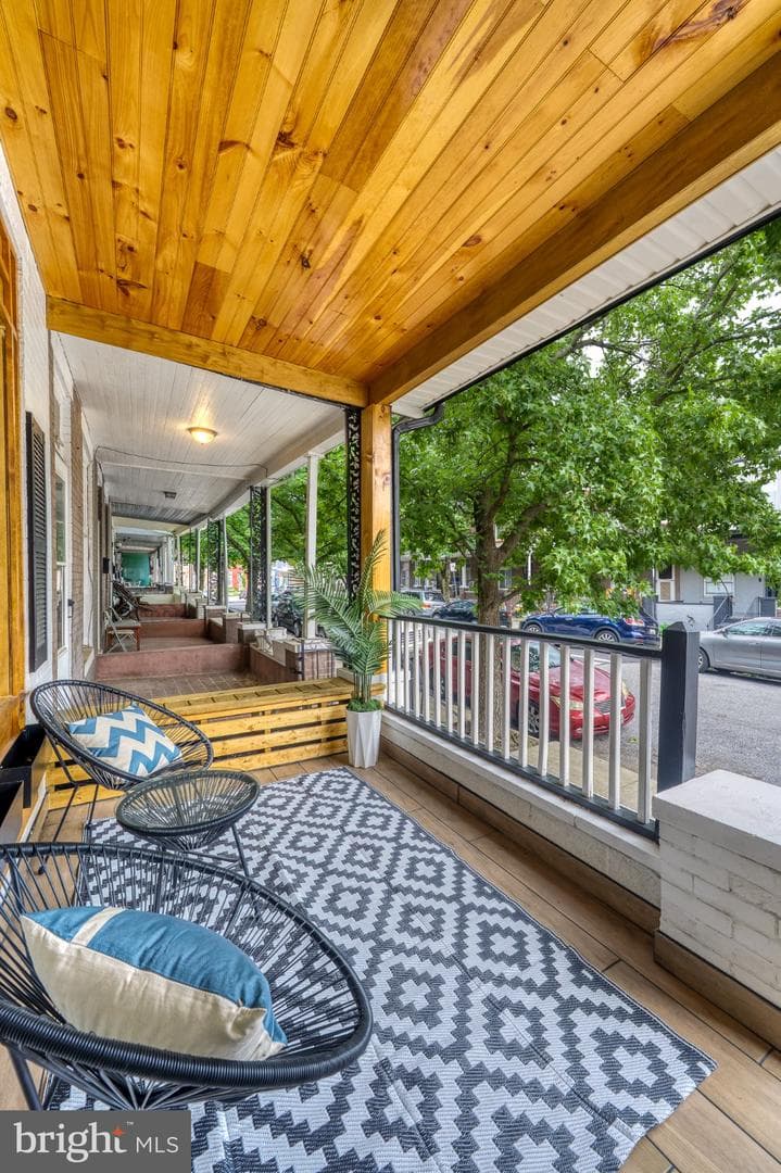 2106 Cliftwood Avenue photo 79