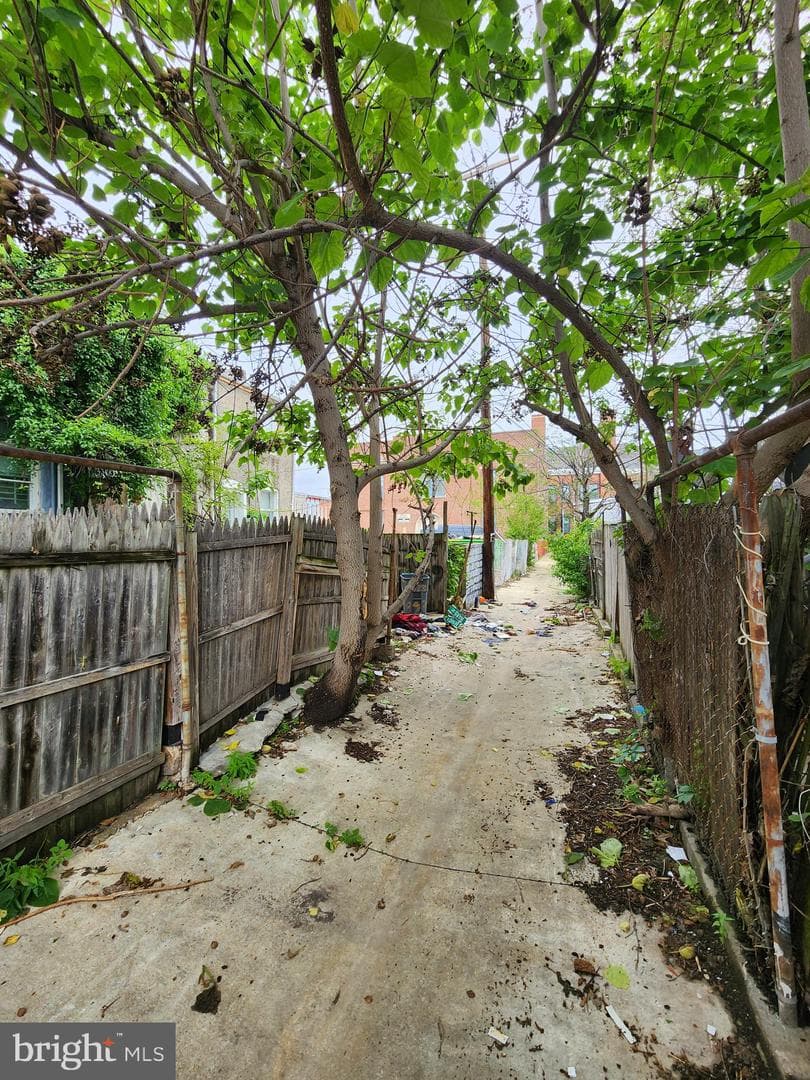 1333 Sargeant Street photo 12