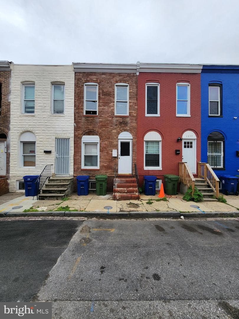 1333 Sargeant Street photo 8