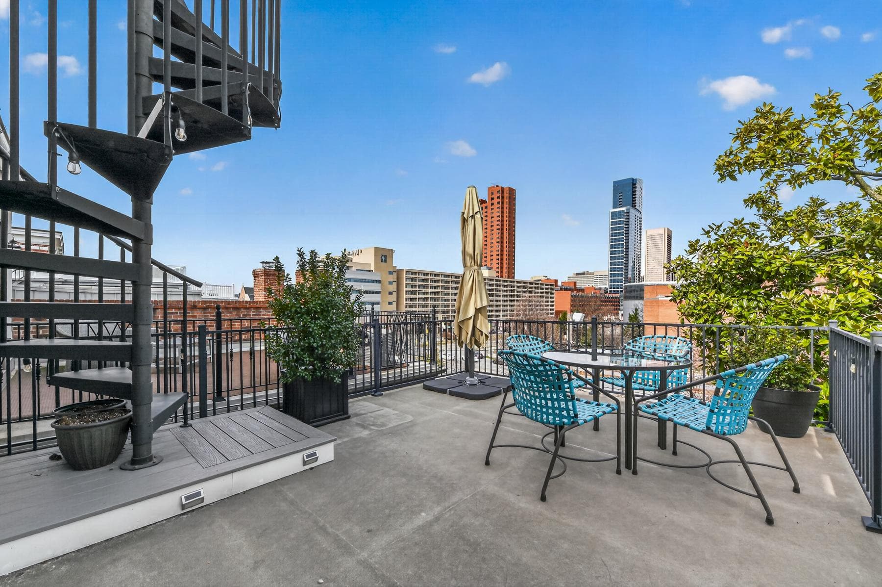 116 E Montgomery Street photo 30