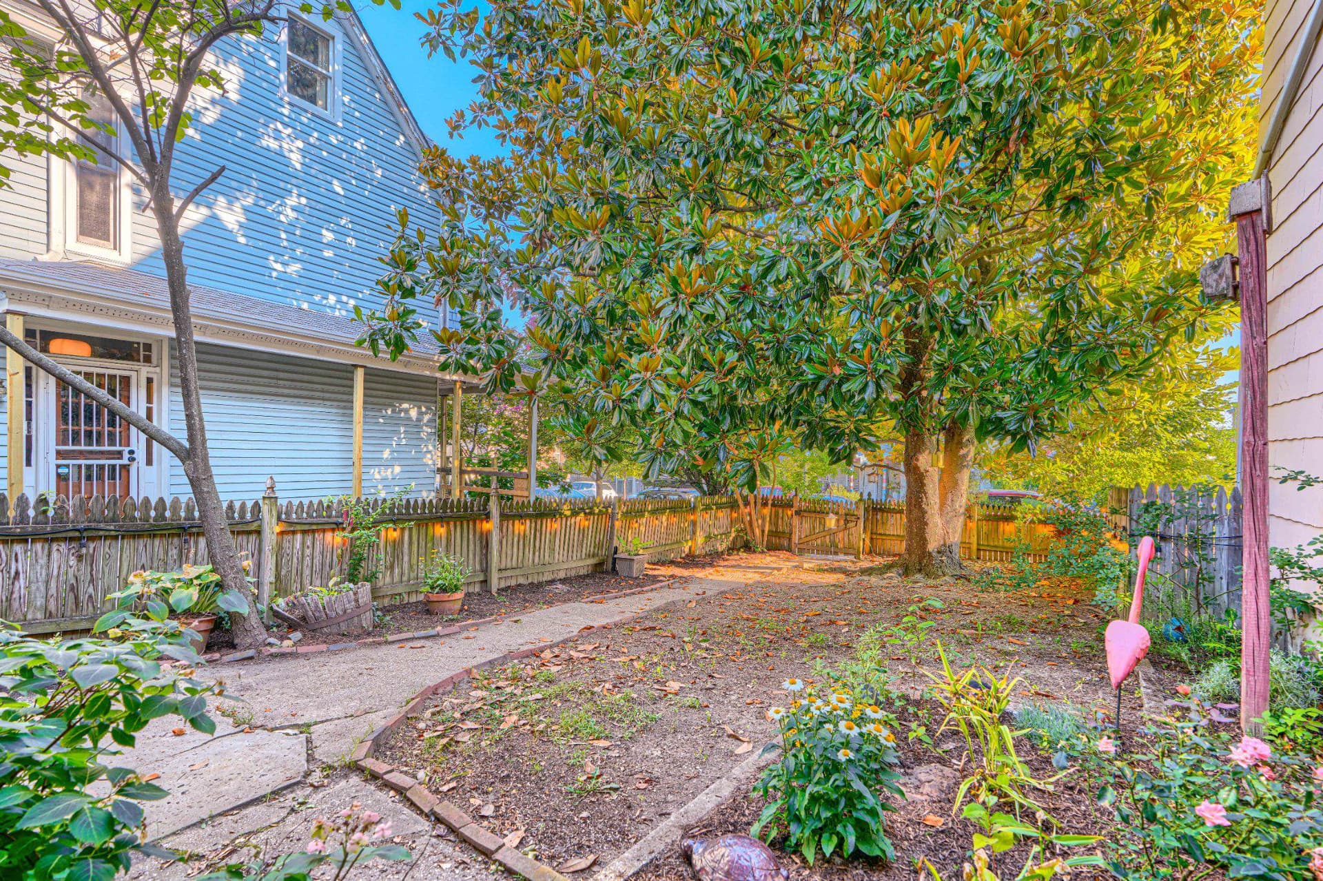 415 E 31st Street photo 3