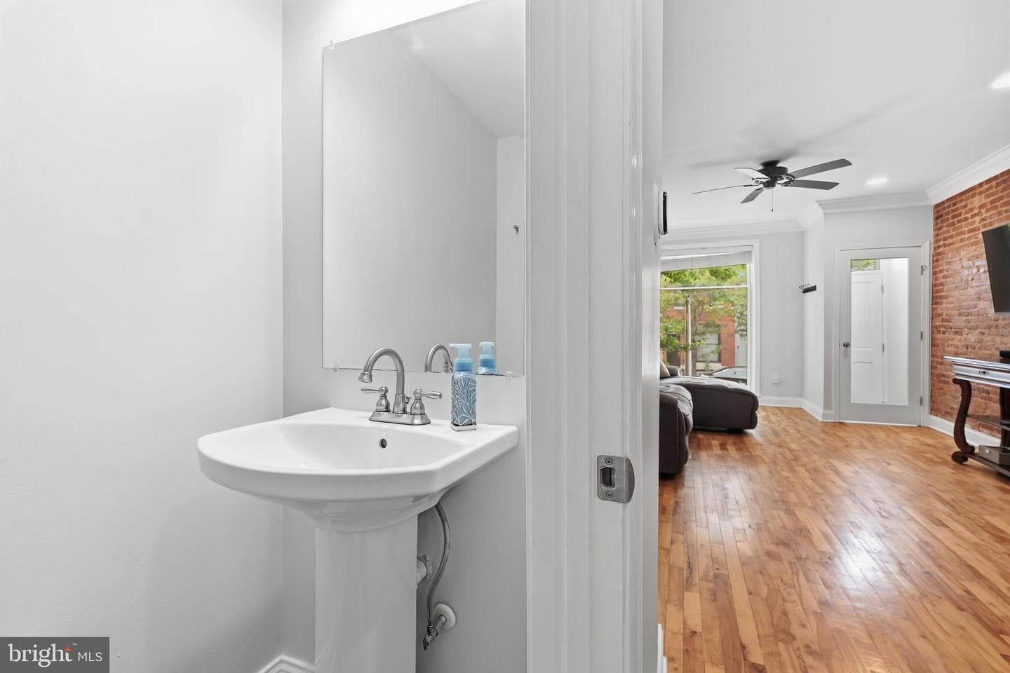 333 S Clinton Street S photo 11