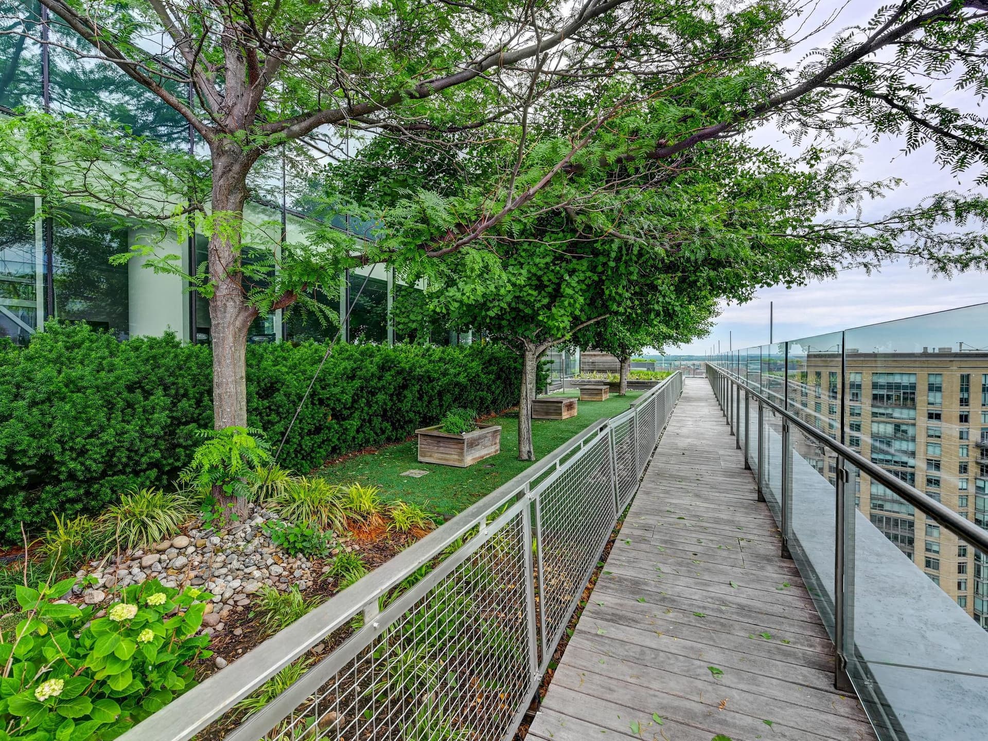 300 International Drive #2303, Baltimore
