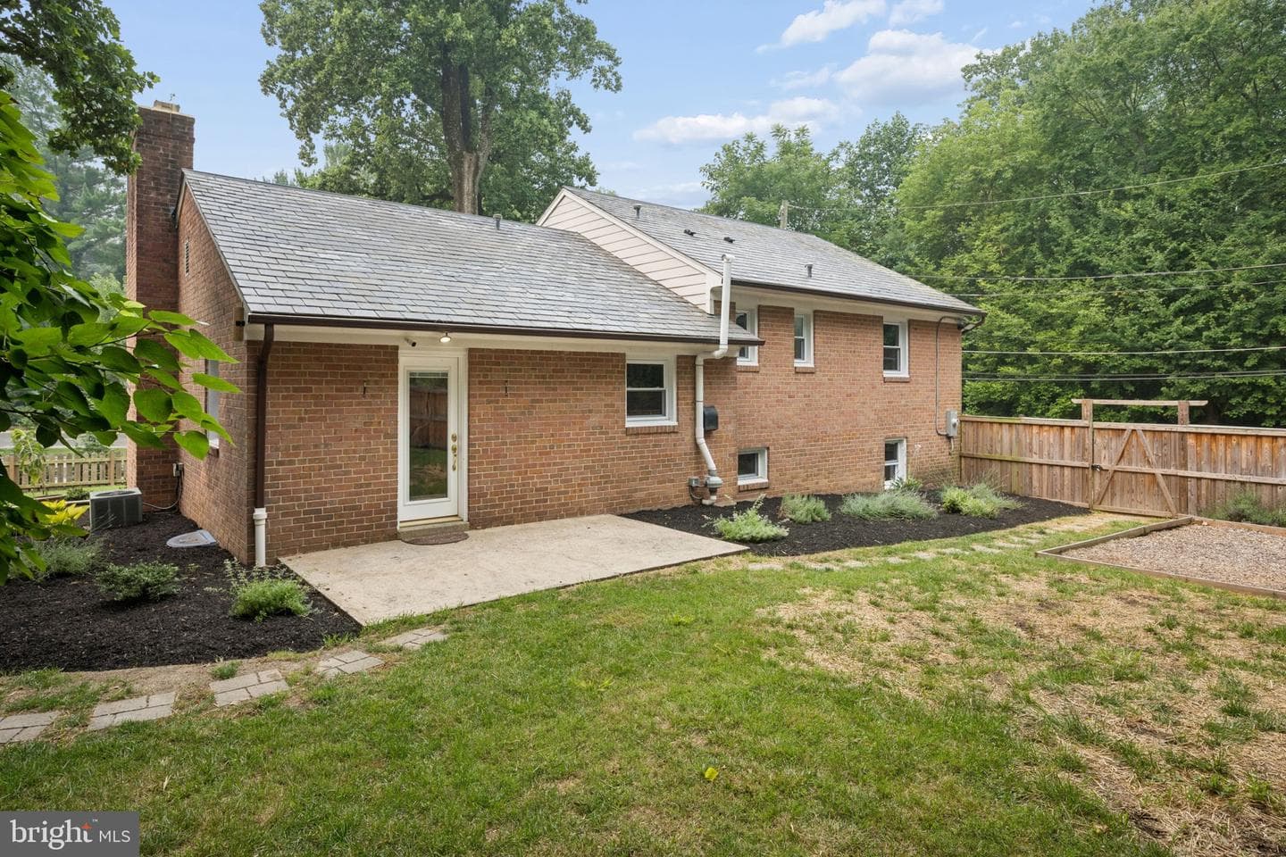 106 W Northern Parkway photo 39