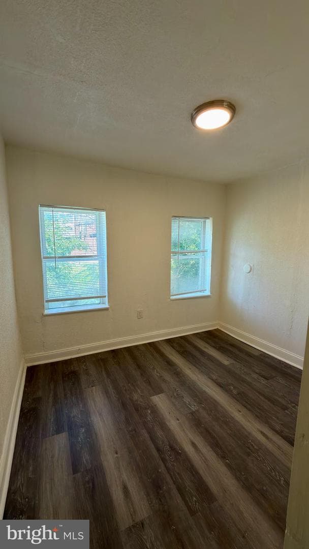 2124 Hollins Street photo 3