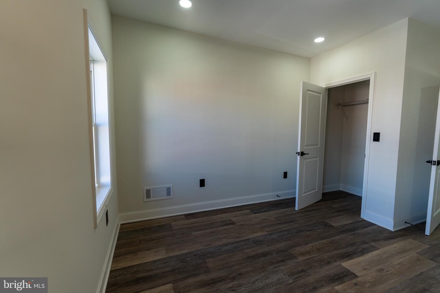 302 Gilmor Street photo 22
